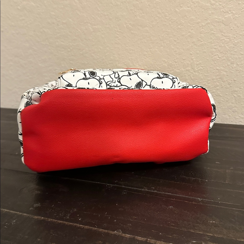 Mini Snoopy backpack - Picture 4 of 4